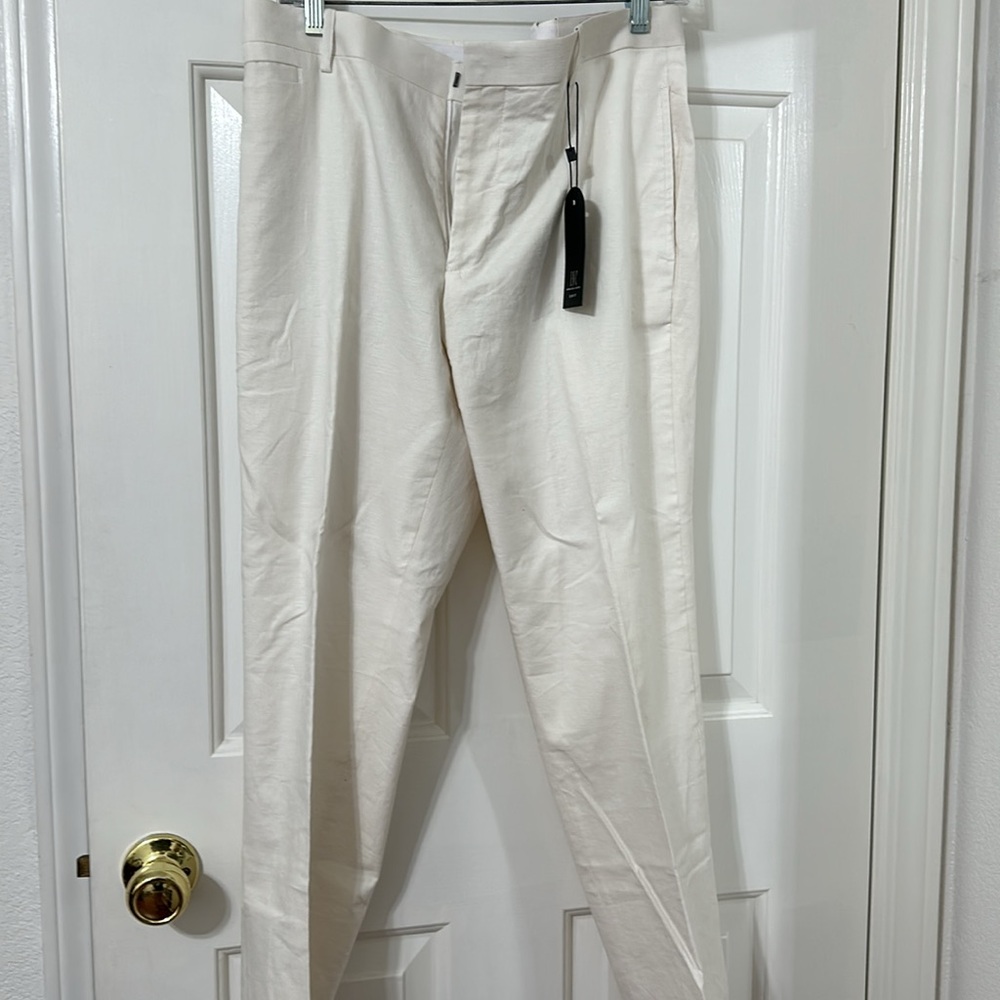 NWT INC men’s linen white pure pants.